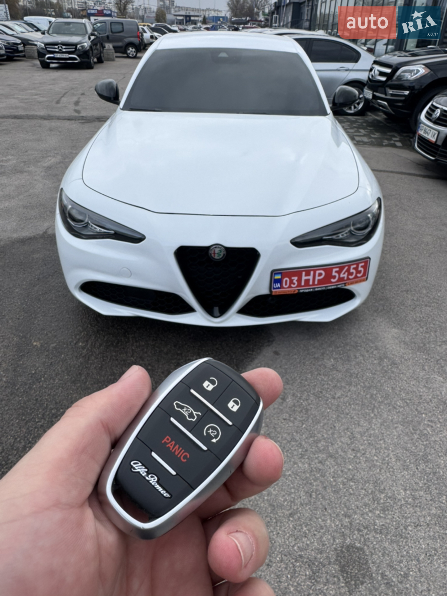 2020 Alfa Romeo Giulia - фото 1