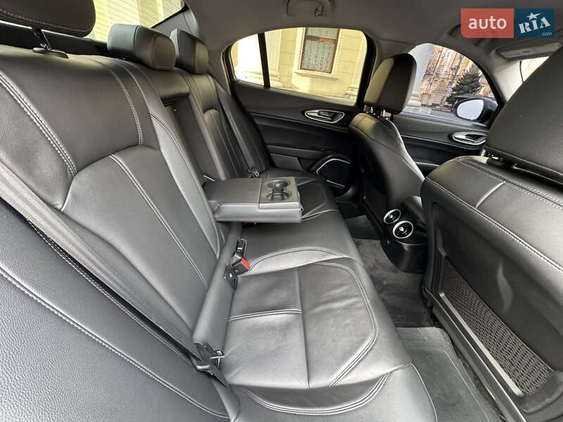 Седан Alfa Romeo Giulia 2020 в Запорожье