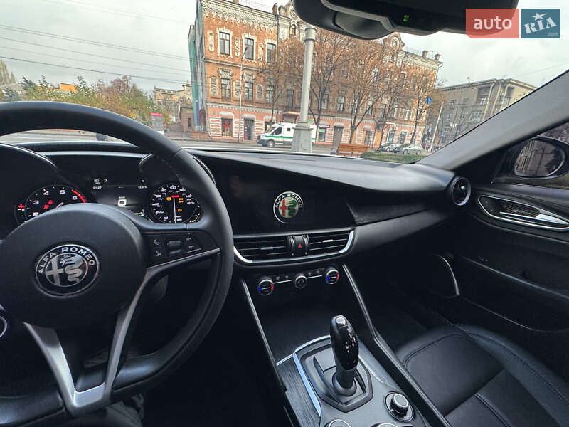 Седан Alfa Romeo Giulia 2020 в Запорожье