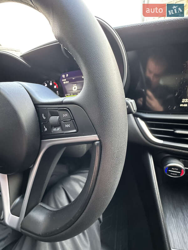 Седан Alfa Romeo Giulia 2020 в Запорожье