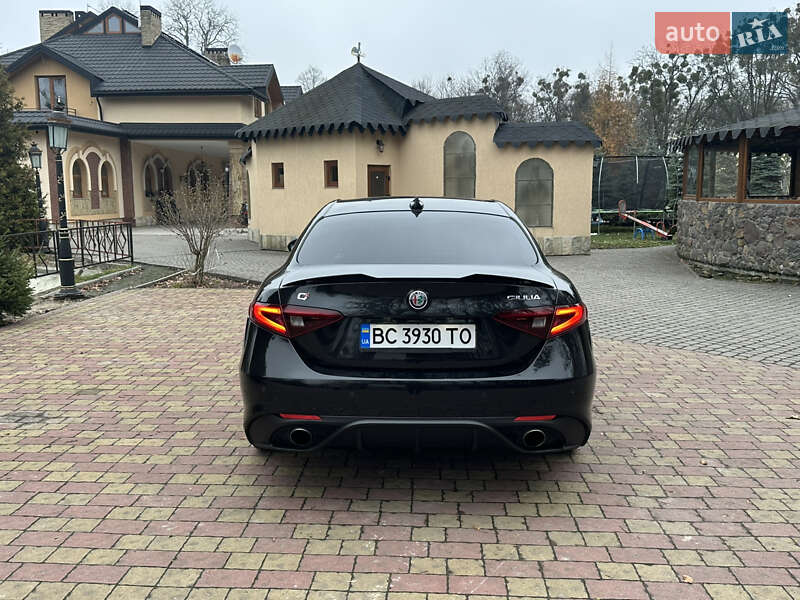 Седан Alfa Romeo Giulia 2017 в Львові фото 4 Седан Alfa Romeo Giulia 2017 в Львові