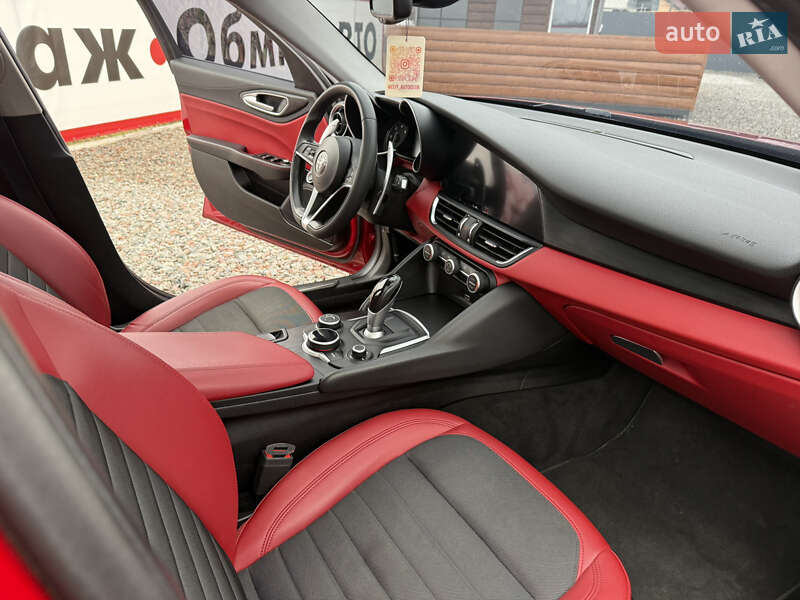 Седан Alfa Romeo Giulia 2017 в Переяславе фото 29 Седан Alfa Romeo Giulia 2017 в Переяславе