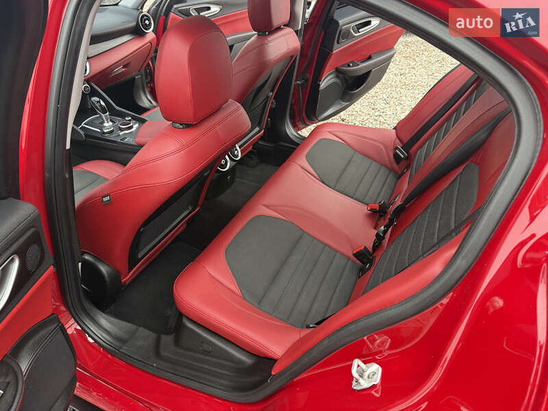 Седан Alfa Romeo Giulia 2017 в Переяславе фото 33 Седан Alfa Romeo Giulia 2017 в Переяславе