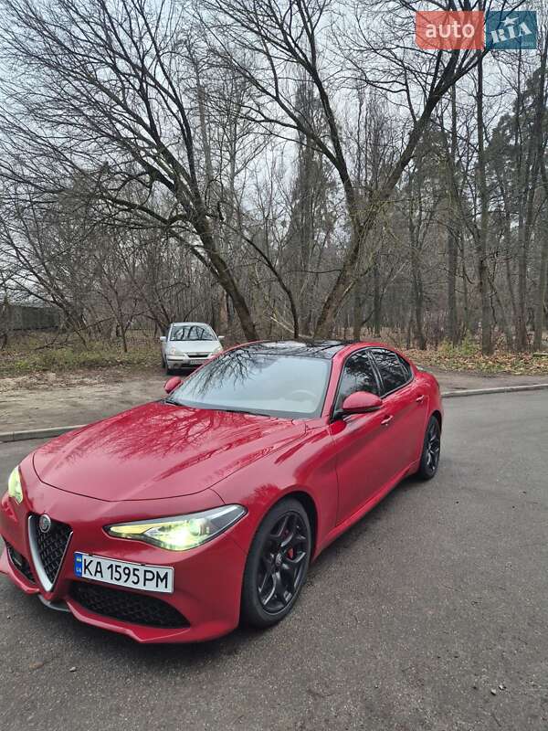 Седан Alfa Romeo Giulia 2020 в Киеве фото 2 Седан Alfa Romeo Giulia 2020 в Киеве