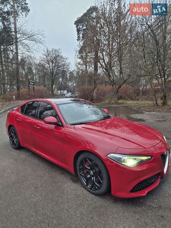 Седан Alfa Romeo Giulia 2020 в Киеве фото 3 Седан Alfa Romeo Giulia 2020 в Киеве