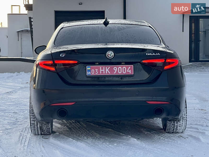 Седан Alfa Romeo Giulia 2020 в Луцке