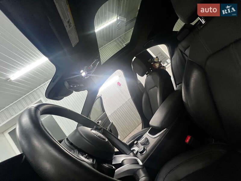 Седан Alfa Romeo Giulia 2022 в Киеве