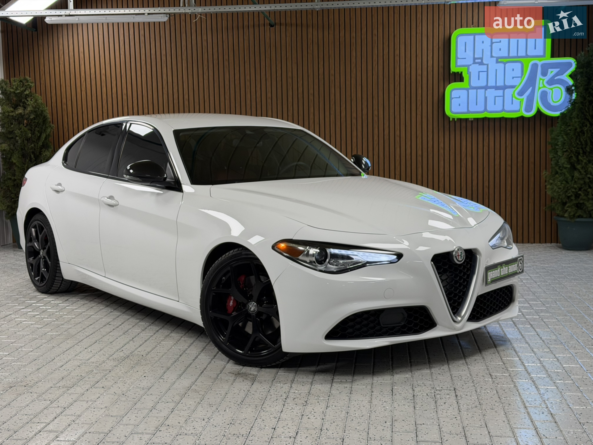 2020 Alfa Romeo Giulia - мініатюра 2