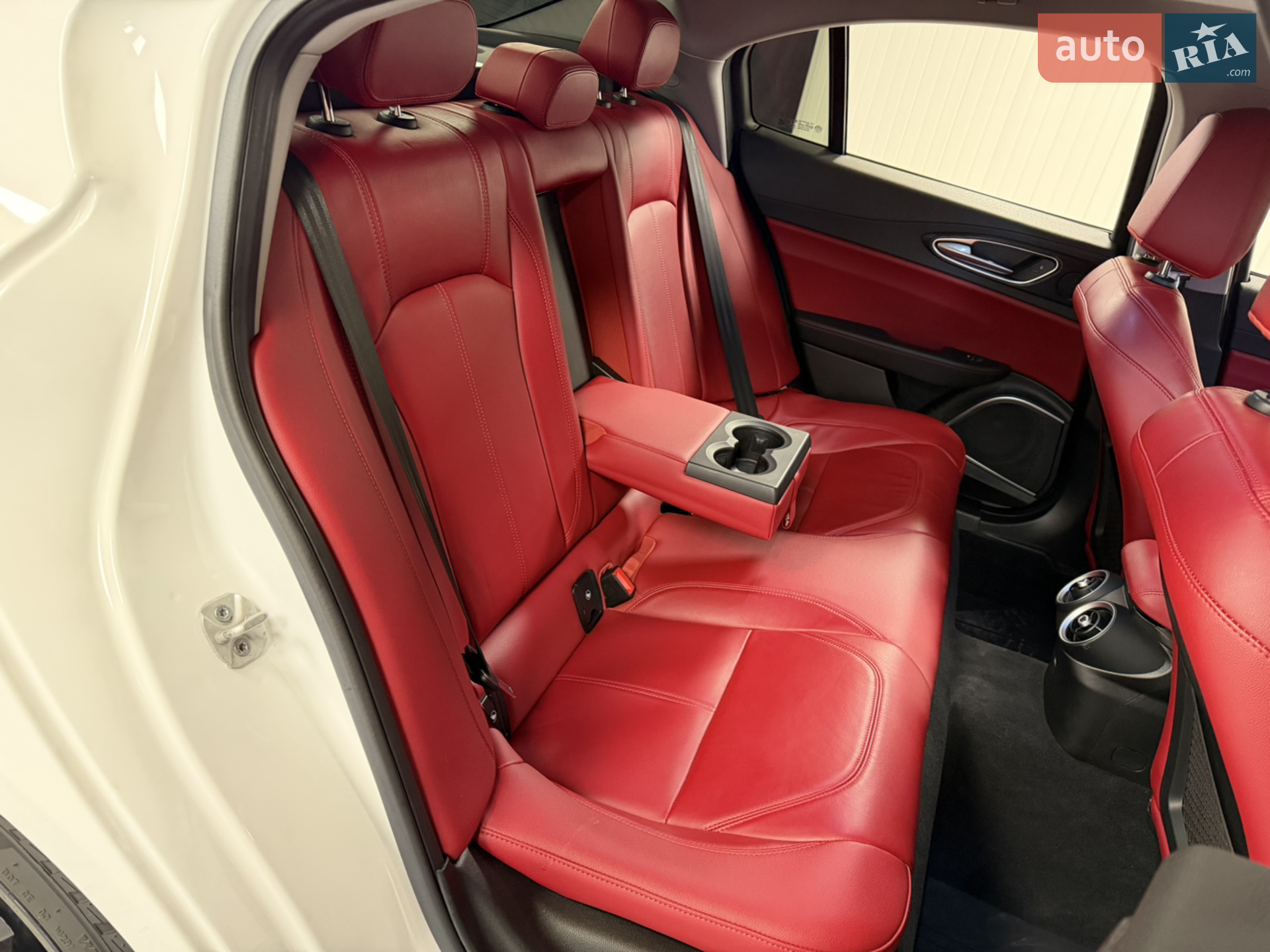 2020 Alfa Romeo Giulia - мініатюра 37