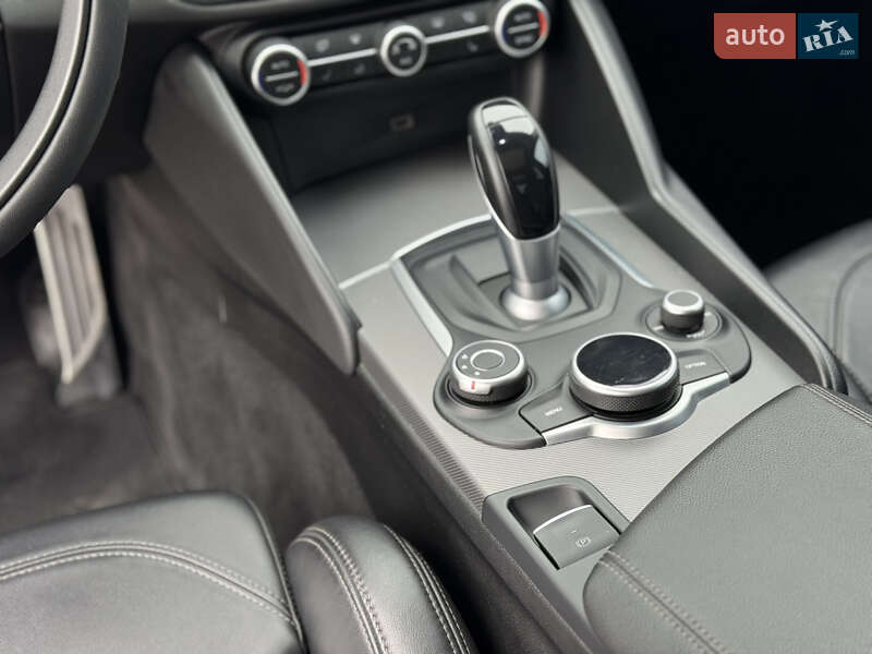 Седан Alfa Romeo Giulia 2018 в Виннице