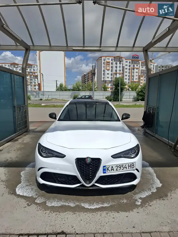 Alfa Romeo Giulia