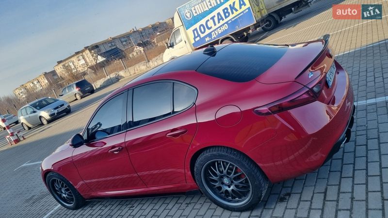 Седан Alfa Romeo Giulia 2017 в Дубно