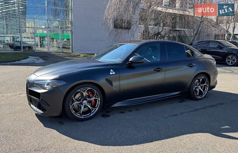 Седан Alfa Romeo Giulia 2017 в Киеве