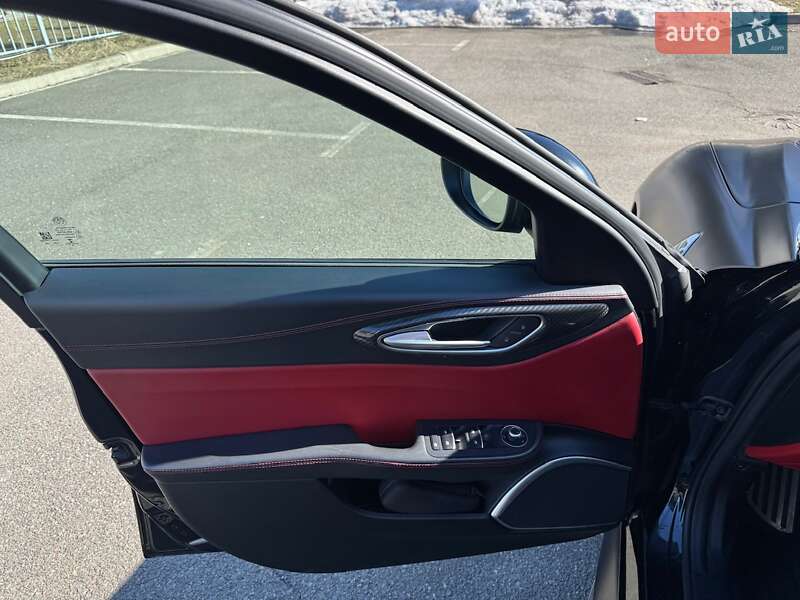 Седан Alfa Romeo Giulia 2017 в Киеве