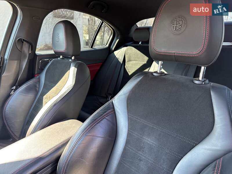 Седан Alfa Romeo Giulia 2017 в Киеве