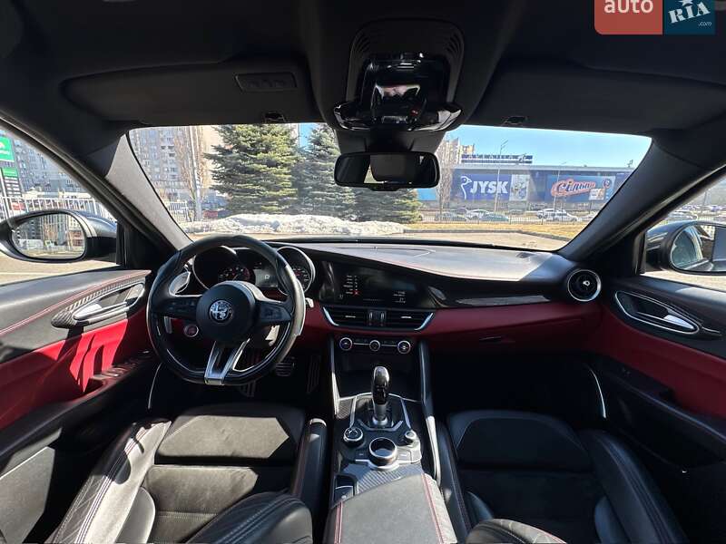 Седан Alfa Romeo Giulia 2017 в Киеве