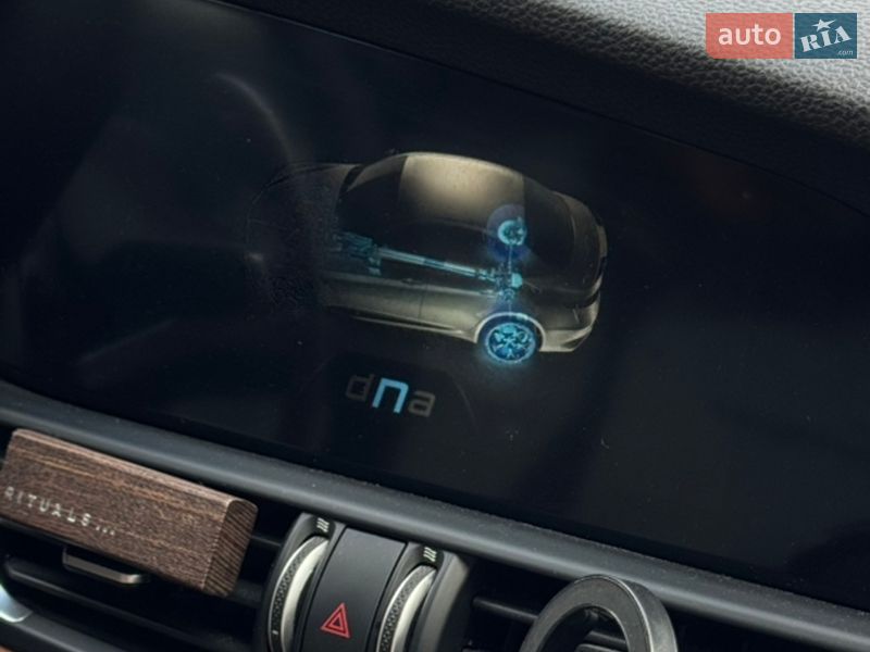Седан Alfa Romeo Giulia 2018 в Тернополе фото 27 Седан Alfa Romeo Giulia 2018 в Тернополе