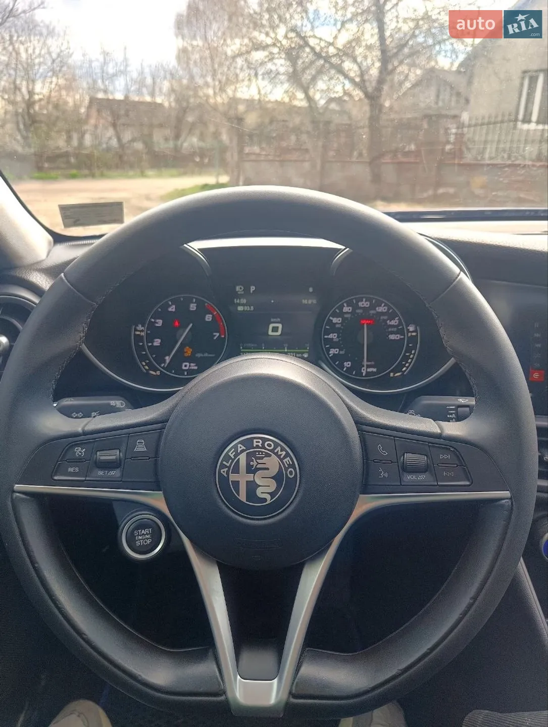 2017 Alfa Romeo Giulia - мініатюра 19
