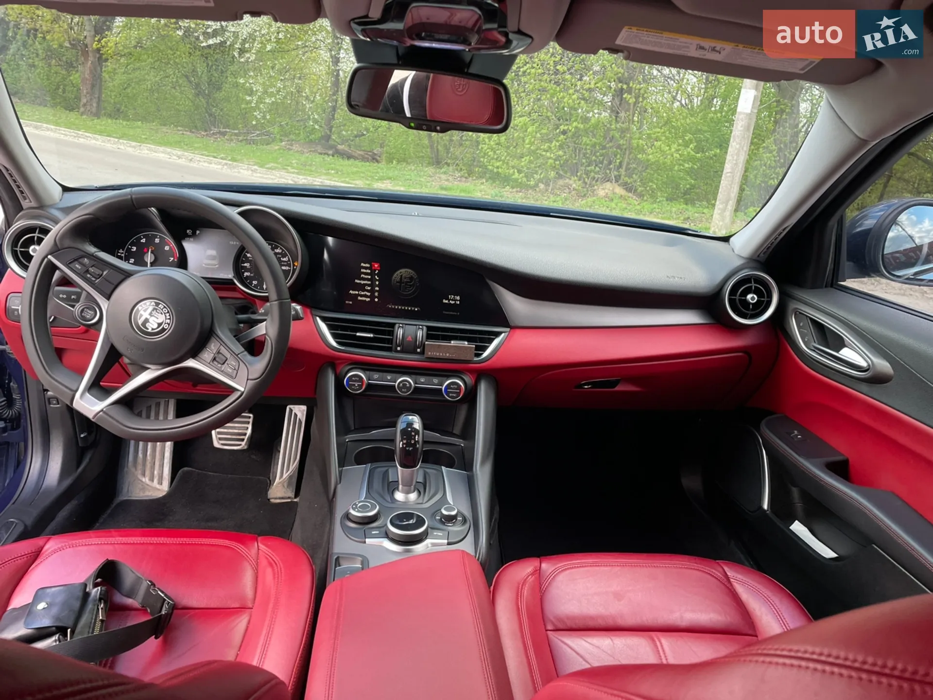 2018 Alfa Romeo Giulia - мініатюра 8