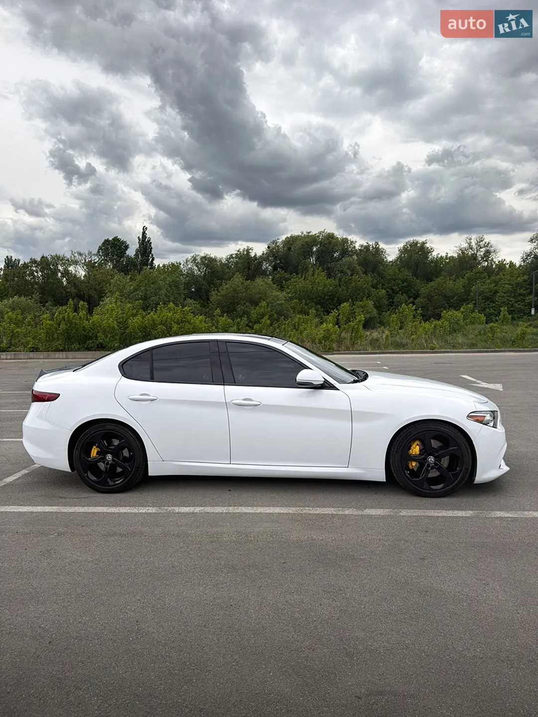 2017 Alfa Romeo Giulia - мініатюра 8