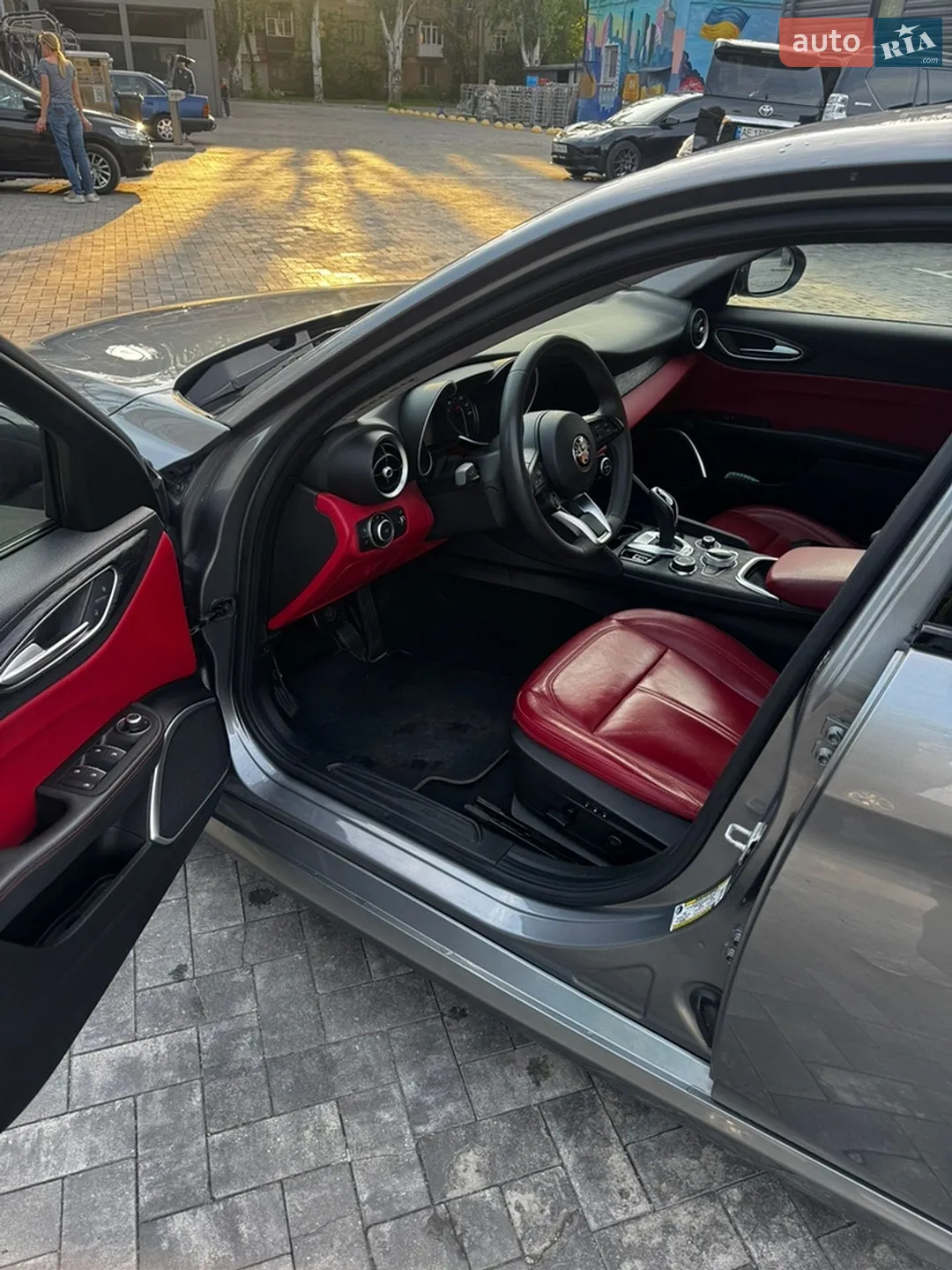 2019 Alfa Romeo Giulia - мініатюра 9
