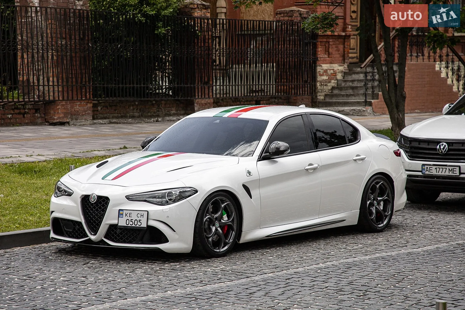 2016 Alfa Romeo Giulia - мініатюра 8