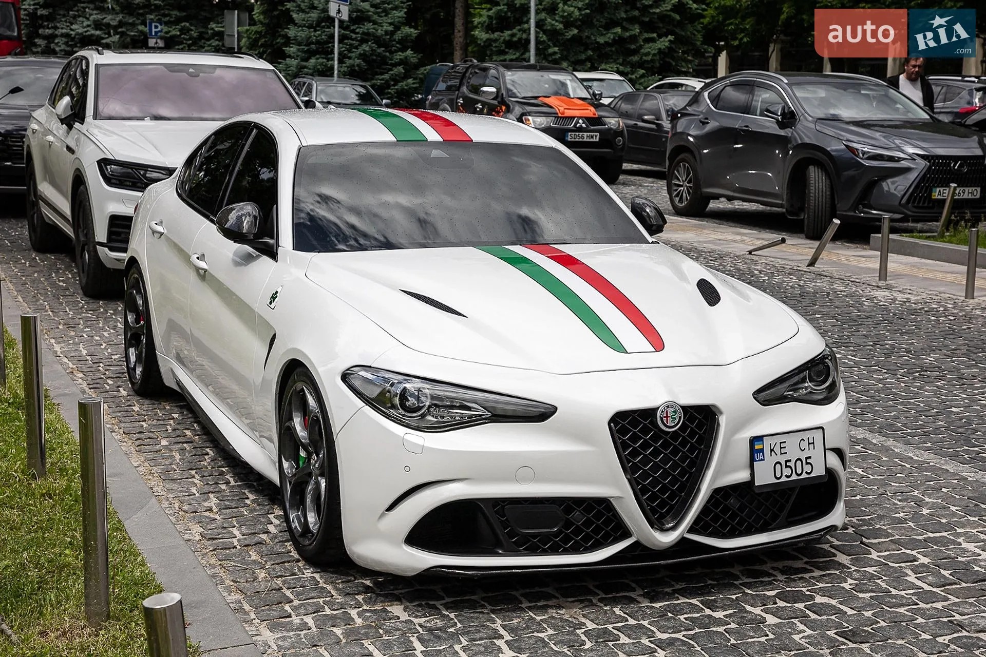 2016 Alfa Romeo Giulia - мініатюра 14