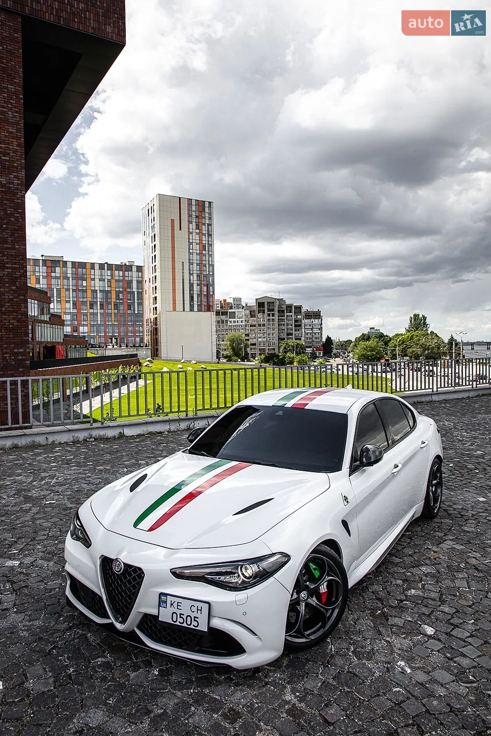 2016 Alfa Romeo Giulia - мініатюра 22