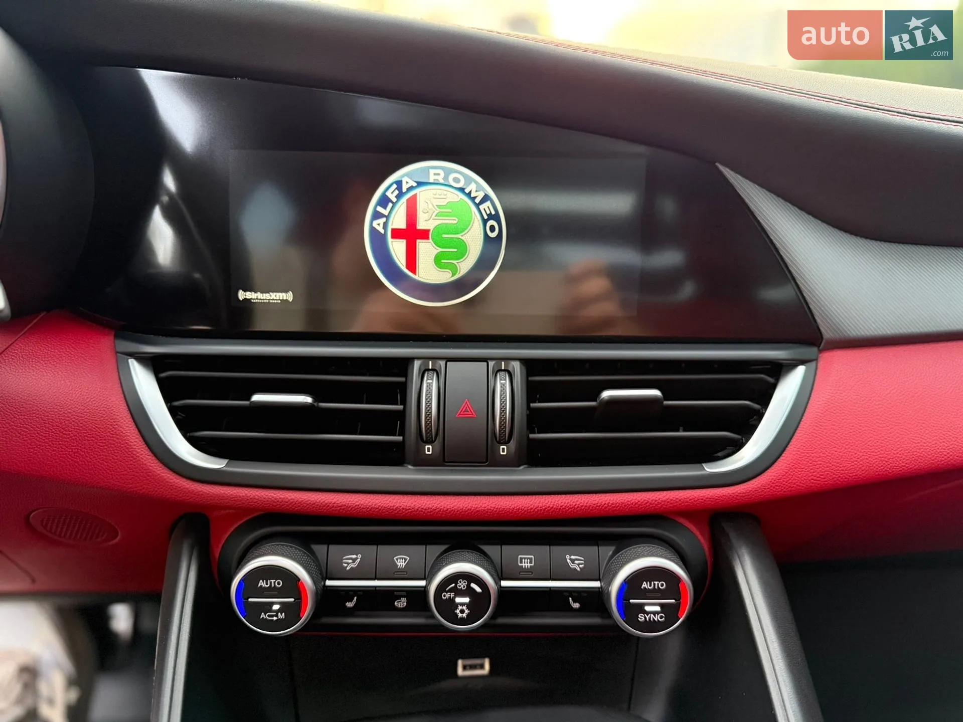 2017 Alfa Romeo Giulia - мініатюра 37