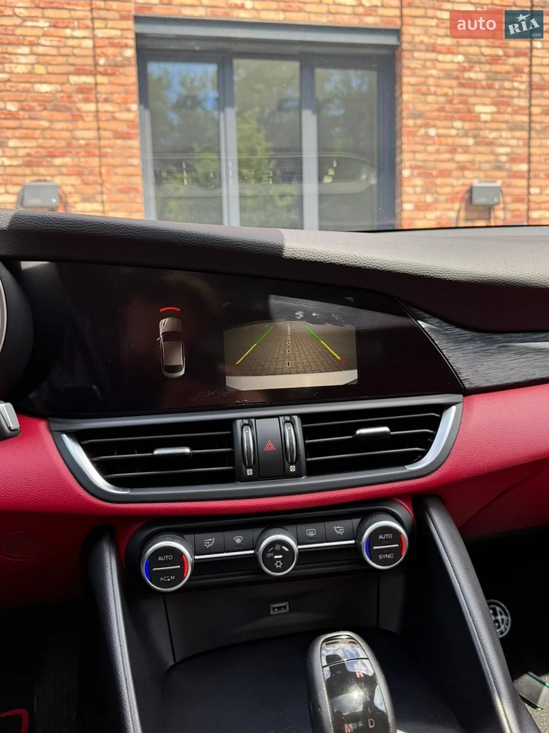 2018 Alfa Romeo Giulia - мініатюра 14