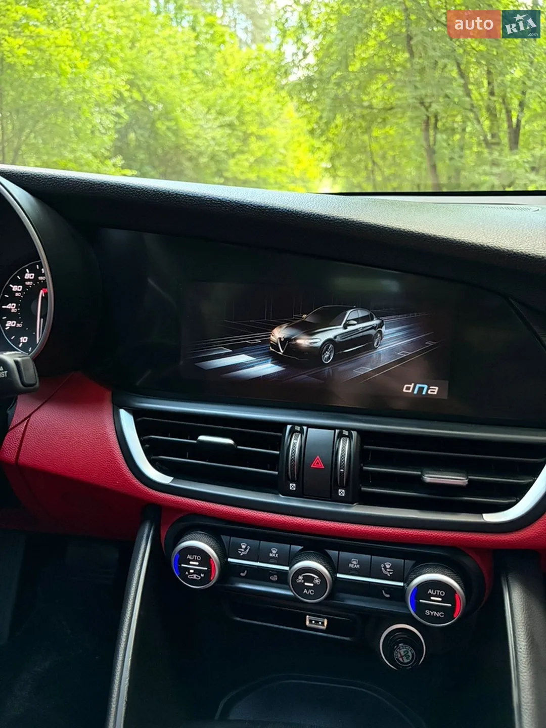 2020 Alfa Romeo Giulia - мініатюра 30