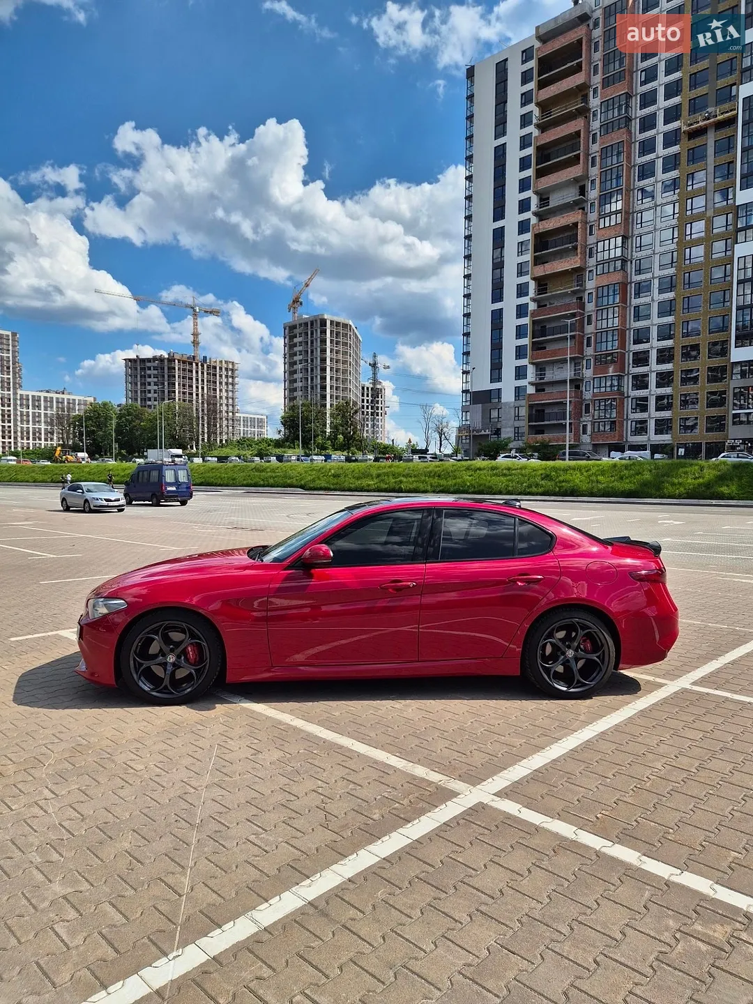2020 Alfa Romeo Giulia - мініатюра 2
