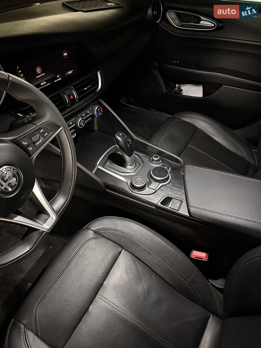 2017 Alfa Romeo Giulia - мініатюра 21
