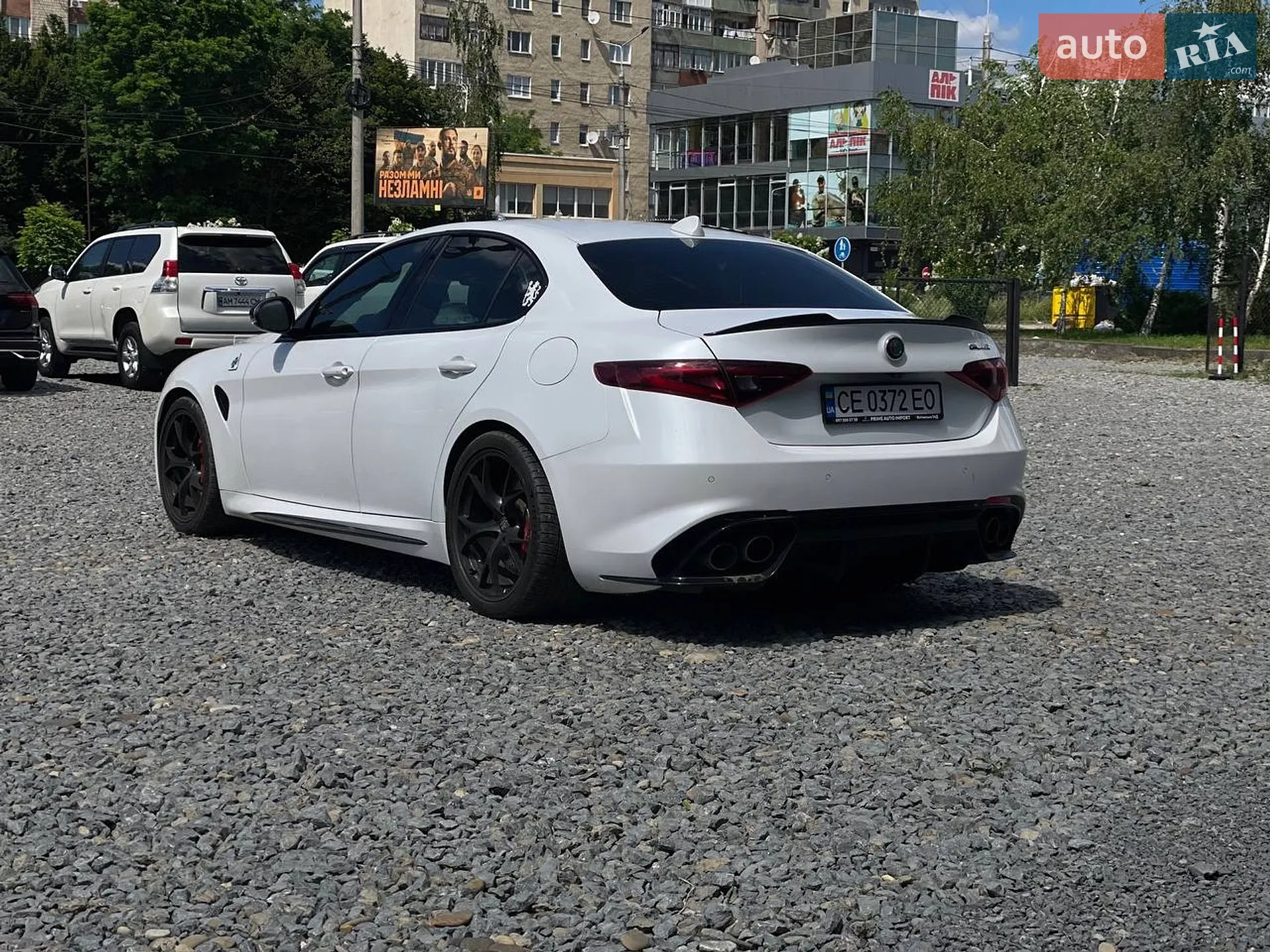 2017 Alfa Romeo Giulia - мініатюра 6