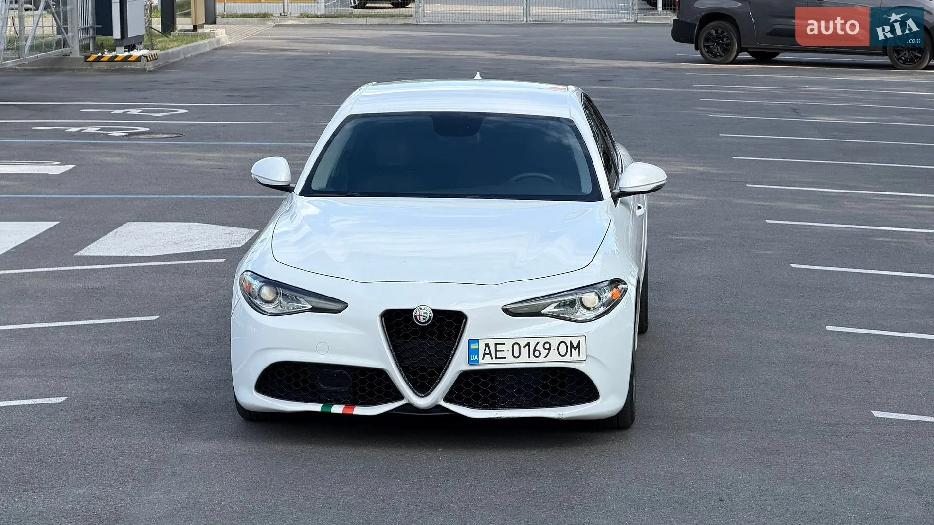 2017 Alfa Romeo Giulia - мініатюра 18