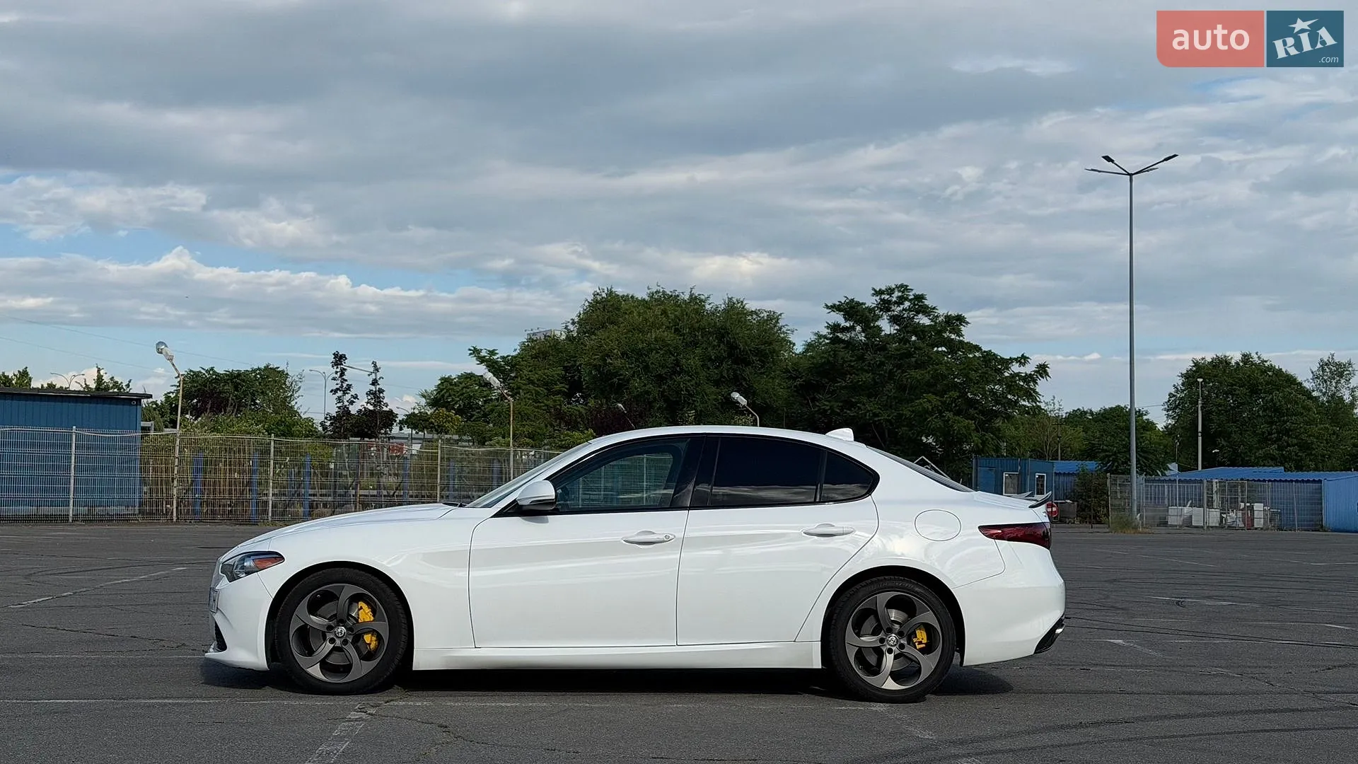 2017 Alfa Romeo Giulia - мініатюра 9