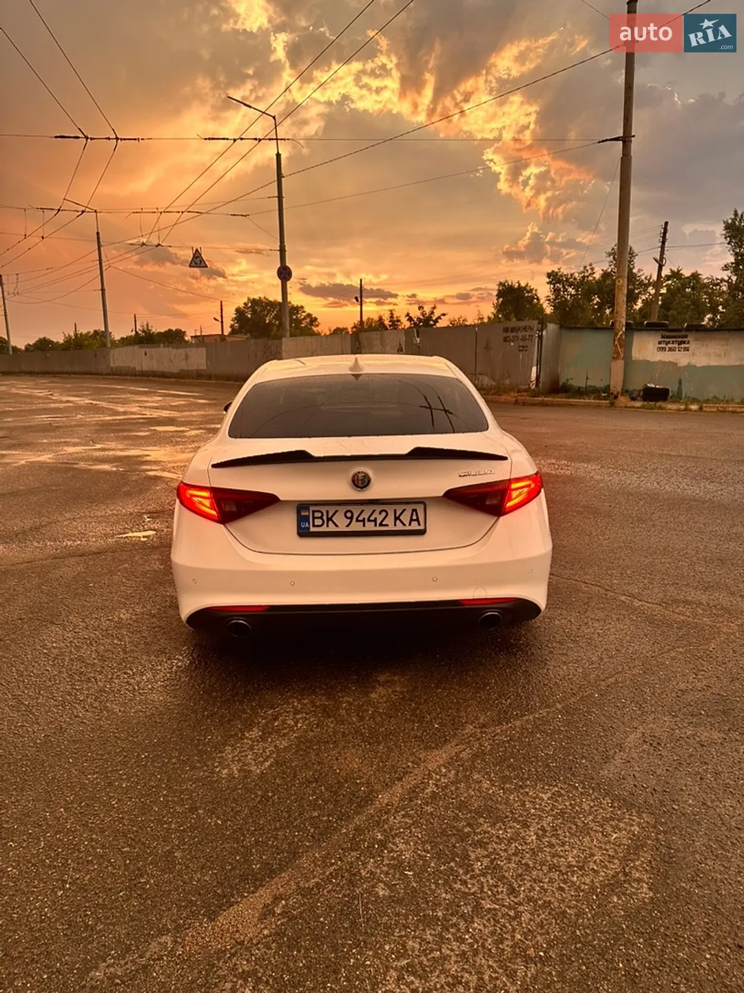 2017 Alfa Romeo Giulia - мініатюра 5