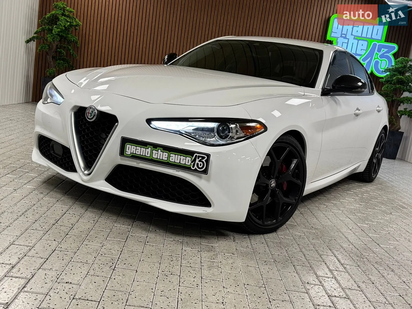 2020 Alfa Romeo Giulia - мініатюра 8