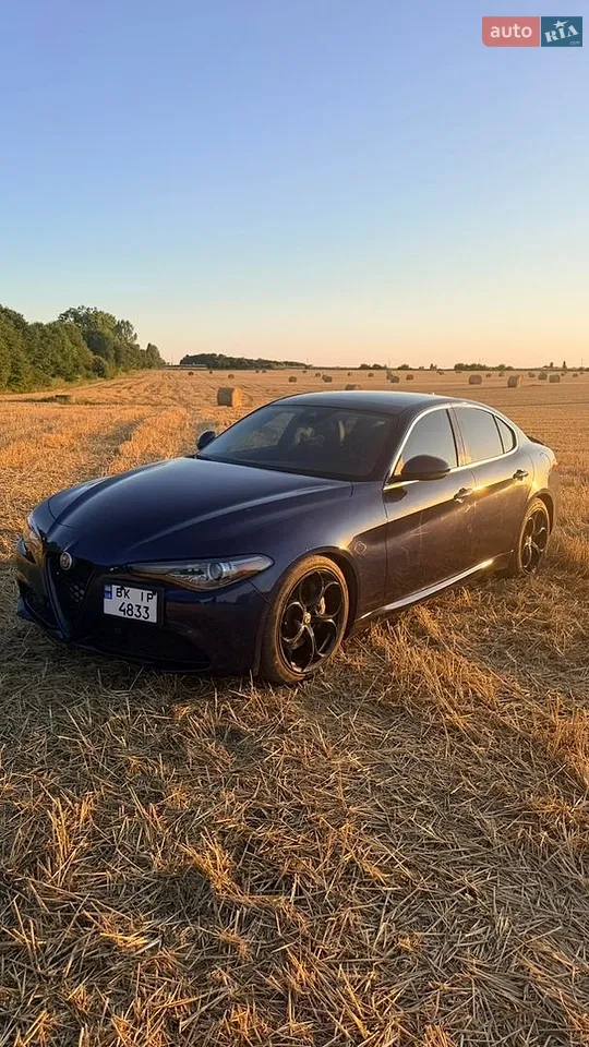 2018 Alfa Romeo Giulia - мініатюра 11