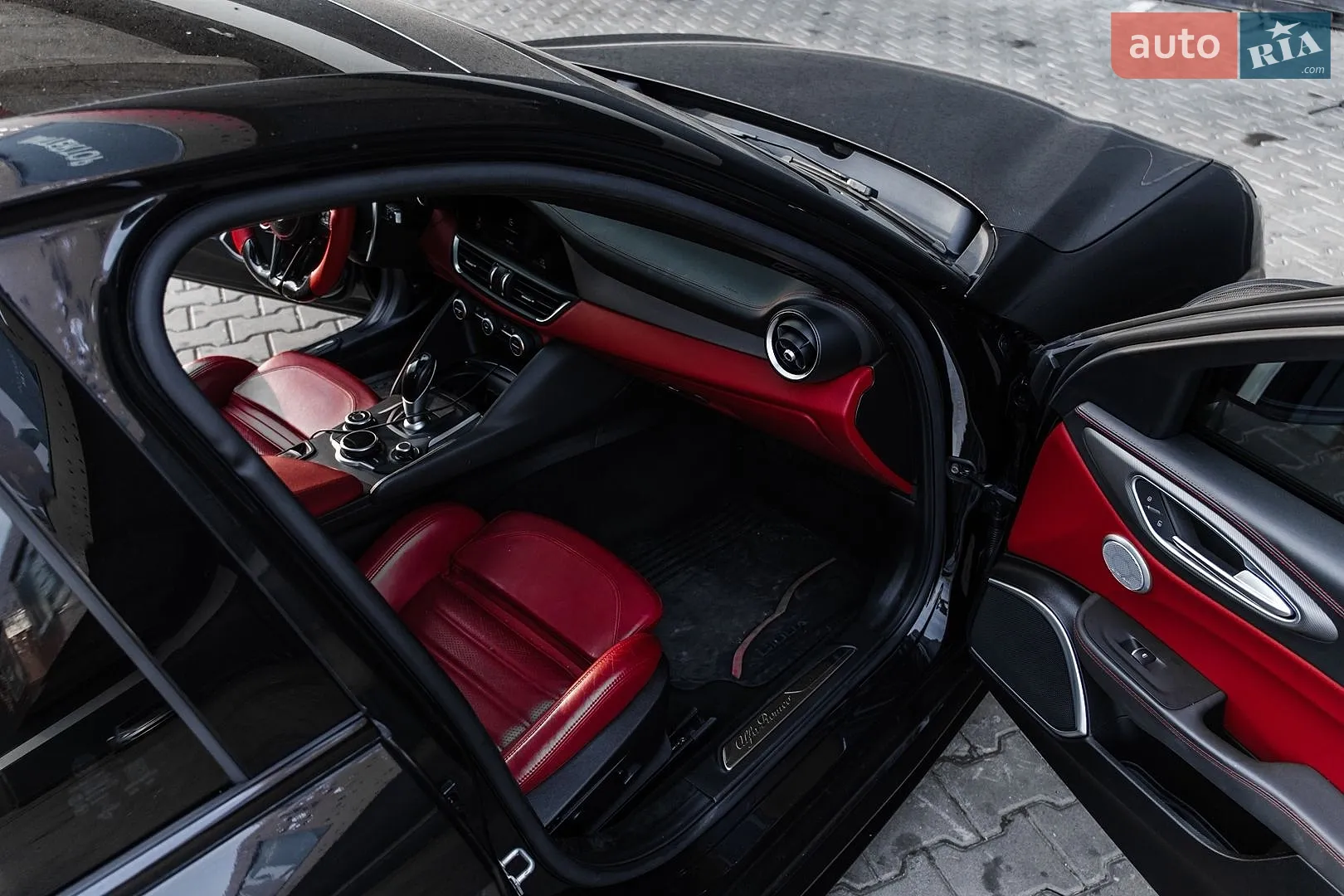 2017 Alfa Romeo Giulia - мініатюра 21