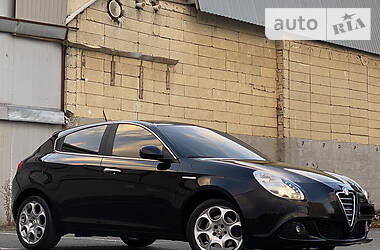 Хэтчбек Alfa Romeo Giulietta 2012 в Одессе