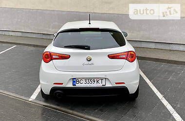 Хетчбек Alfa Romeo Giulietta 2012 в Києві