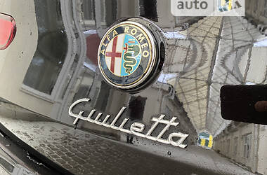 Хэтчбек Alfa Romeo Giulietta 2011 в Стрые