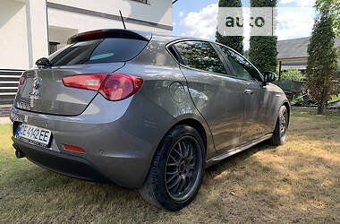 Хэтчбек Alfa Romeo Giulietta 2015 в Черновцах