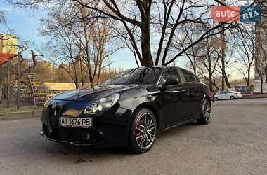 Хетчбек Alfa Romeo Giulietta 2012 в Києві