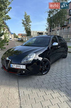 Хэтчбек Alfa Romeo Giulietta 2013 в Ивано-Франковске