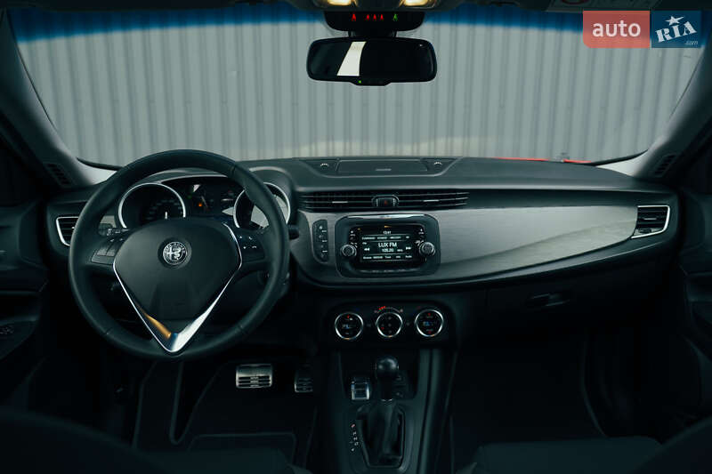 Хэтчбек Alfa Romeo Giulietta 2019 в Харькове фото 27 Хэтчбек Alfa Romeo Giulietta 2019 в Харькове