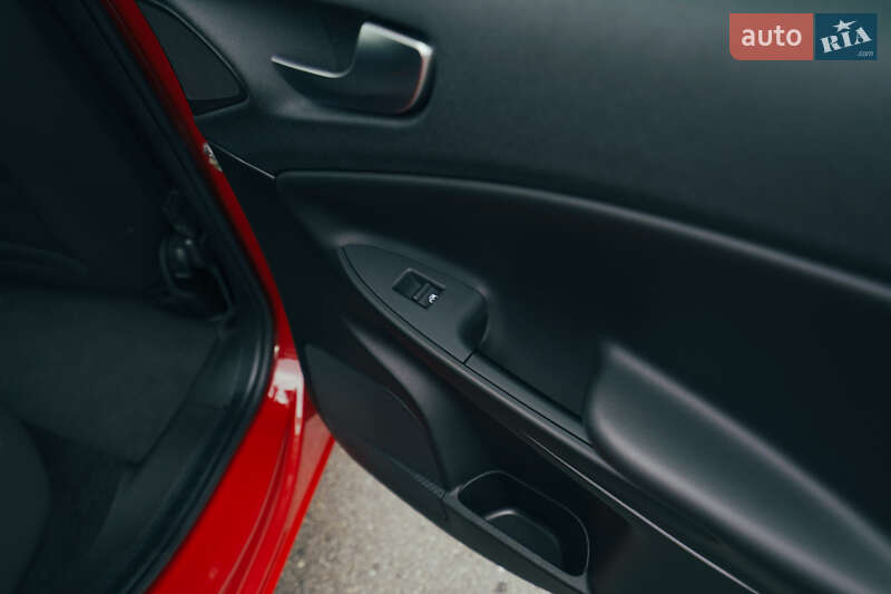 Хэтчбек Alfa Romeo Giulietta 2019 в Харькове фото 54 Хэтчбек Alfa Romeo Giulietta 2019 в Харькове