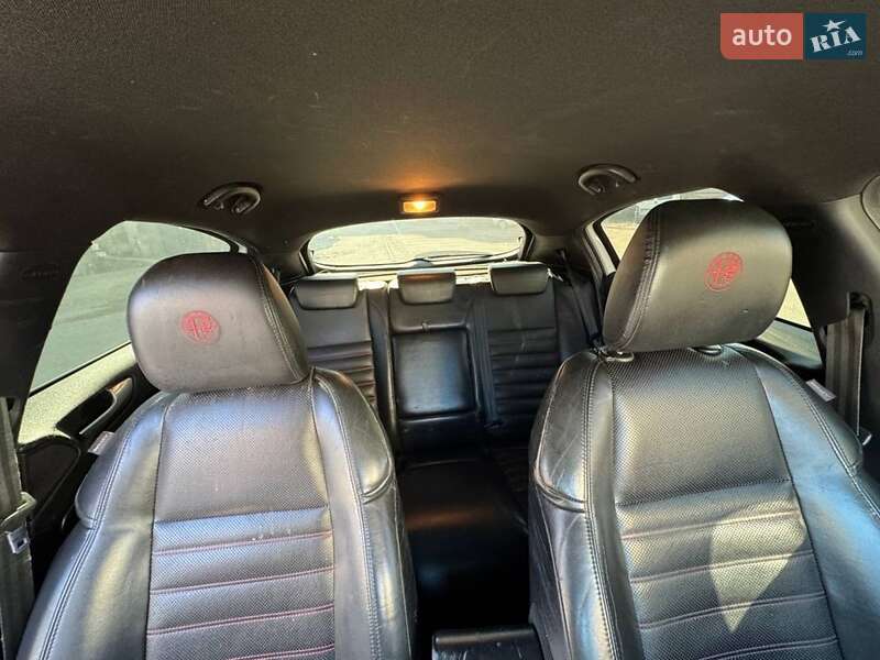 Хэтчбек Alfa Romeo Giulietta 2013 в Киеве