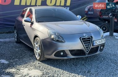 Хэтчбек Alfa Romeo Giulietta 2010 в Стрые